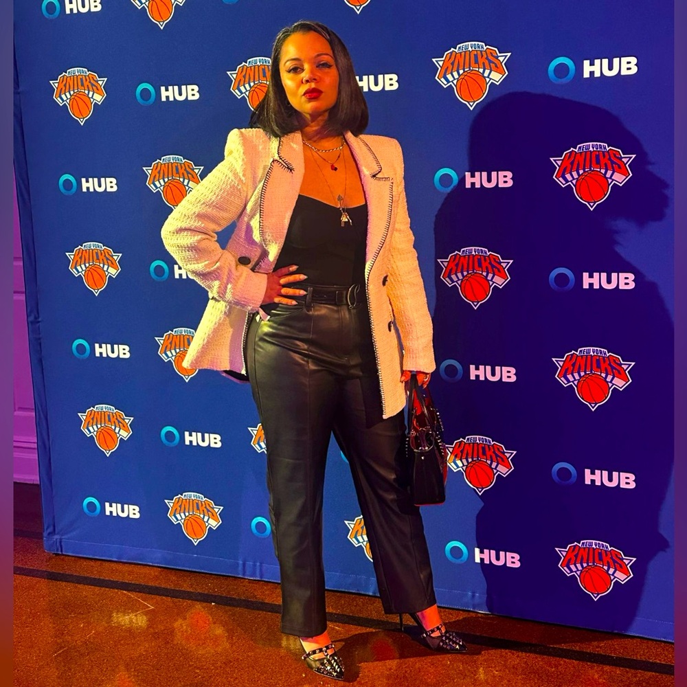 Meet your Posher, Jenssy